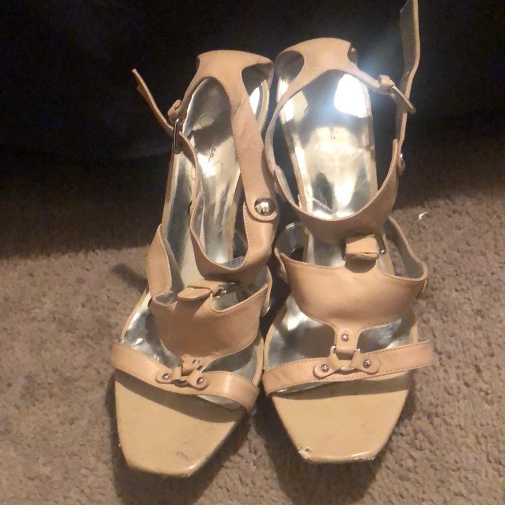 Tan heels